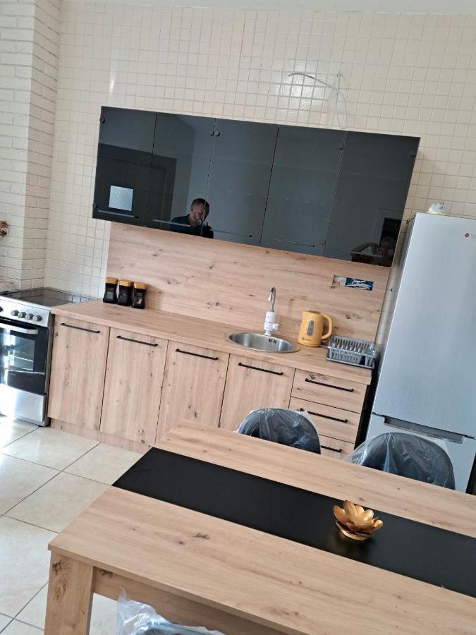 Apartment Vujcic Donji Okrug  エクステリア 写真